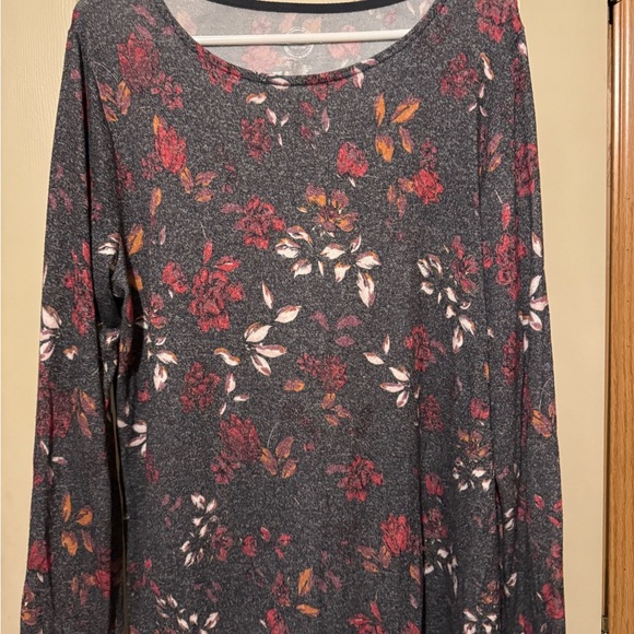 Maurices Tops - Maurice’s 24/7 LS super soft shirt XL
